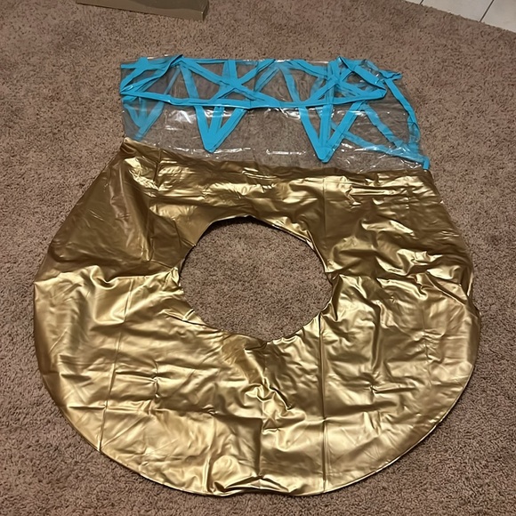 Ring Inflatable Pool Float - Picture 6 of 6